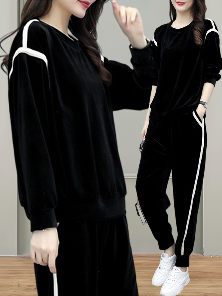 Ensemble de vêtements de sport - Women Fashion Over The Years avis et prix