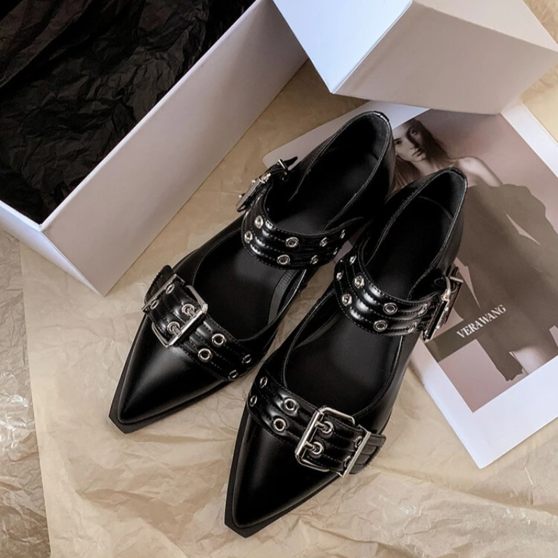Chaussures pour femmes Designe - Women Fashion Designer avis et prix